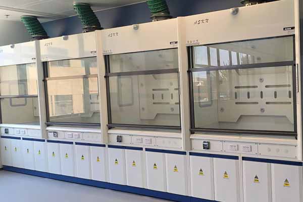 通風(fēng)柜多少錢(qián)一臺(tái)？